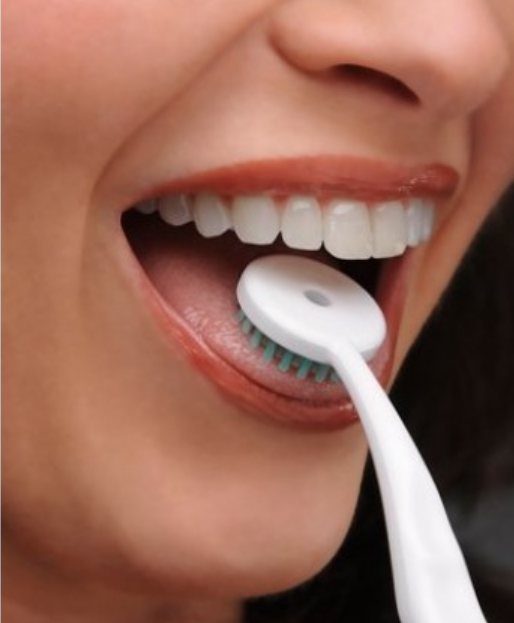 Tung Brush With Travel Cap (White) Deep Cleaning Tongue Brush for Fresh Breath & Oral Hygiene